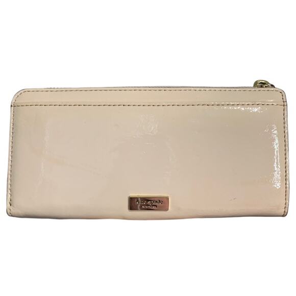 NWT Kate Spade New York Chelsea Park Wallet - Picture 2 of 9